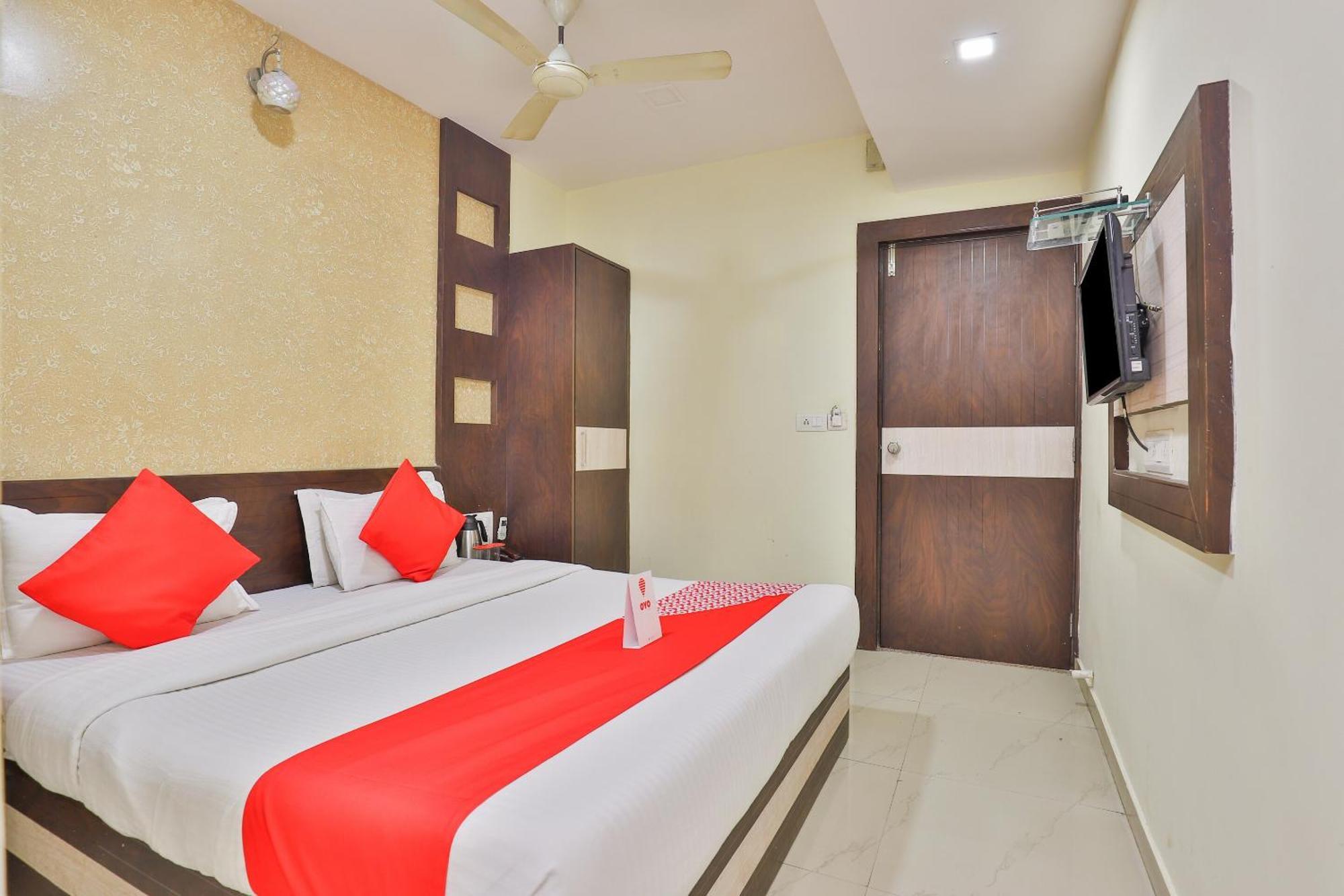 Hotel O Sri Balaji Residency Ахмедабад Екстер'єр фото