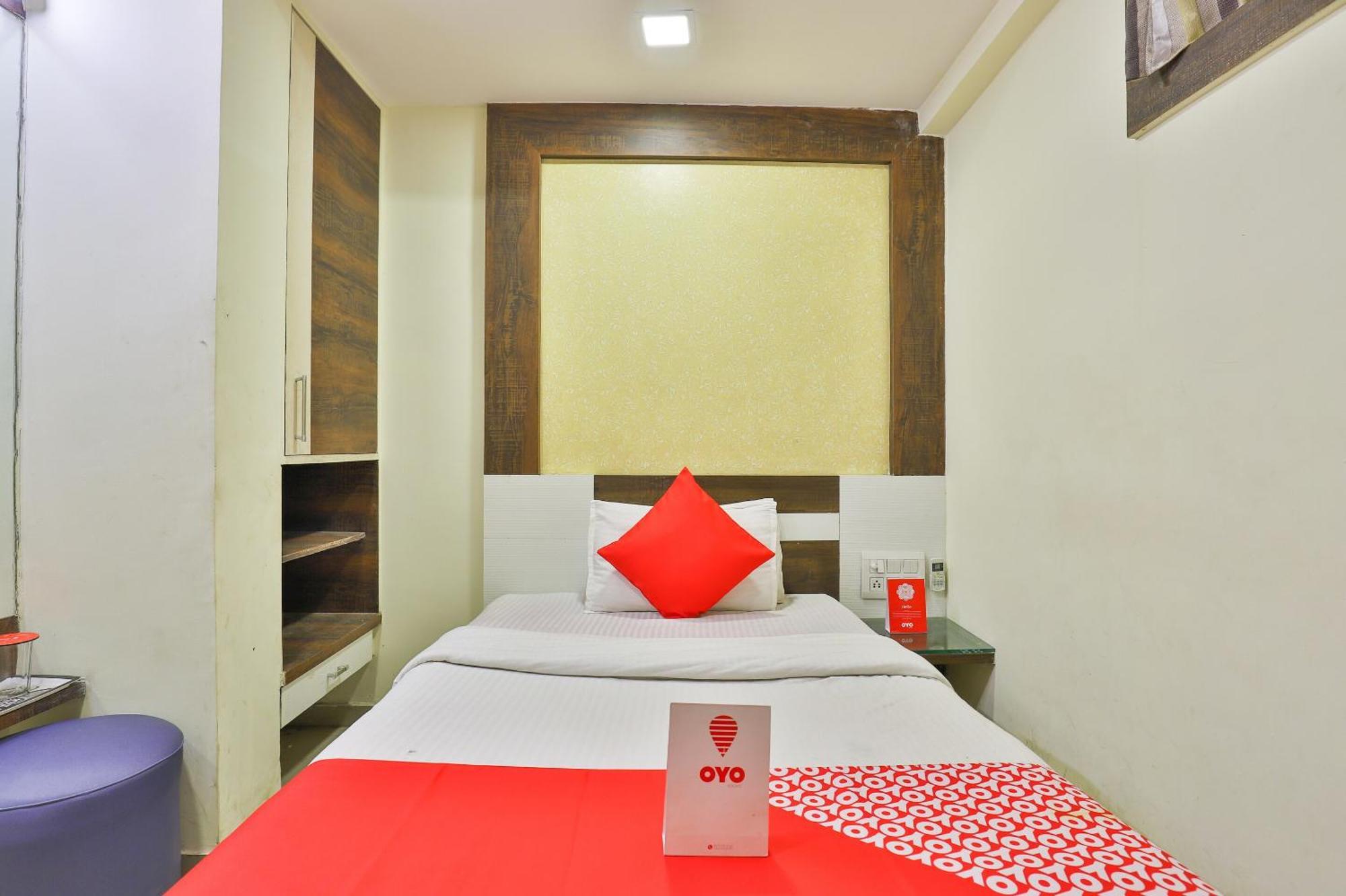 Hotel O Sri Balaji Residency Ахмедабад Екстер'єр фото